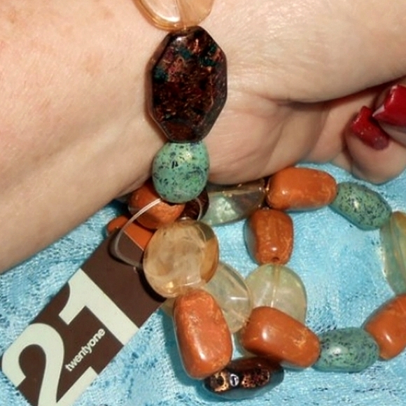 Bundled Bangles Set of 3 - Picture 11 of 12